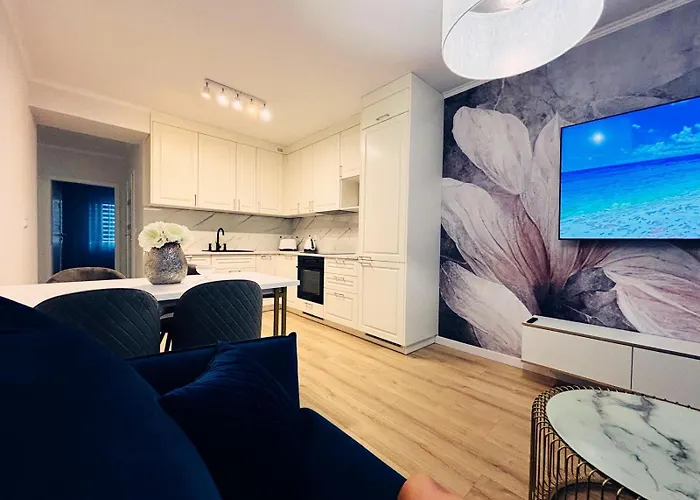 3 Bedrooms Premium Bella White For 8 Guests With Ac And Underground Parking