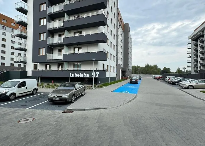 3 Bedrooms Premium Bella White For 8 Guests With Ac And Underground Parking